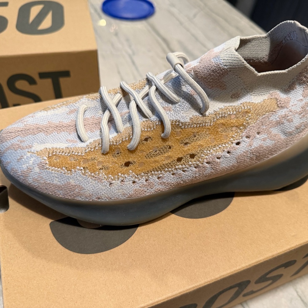 Yeezy pepper 380 Sneakers authentic and brand new